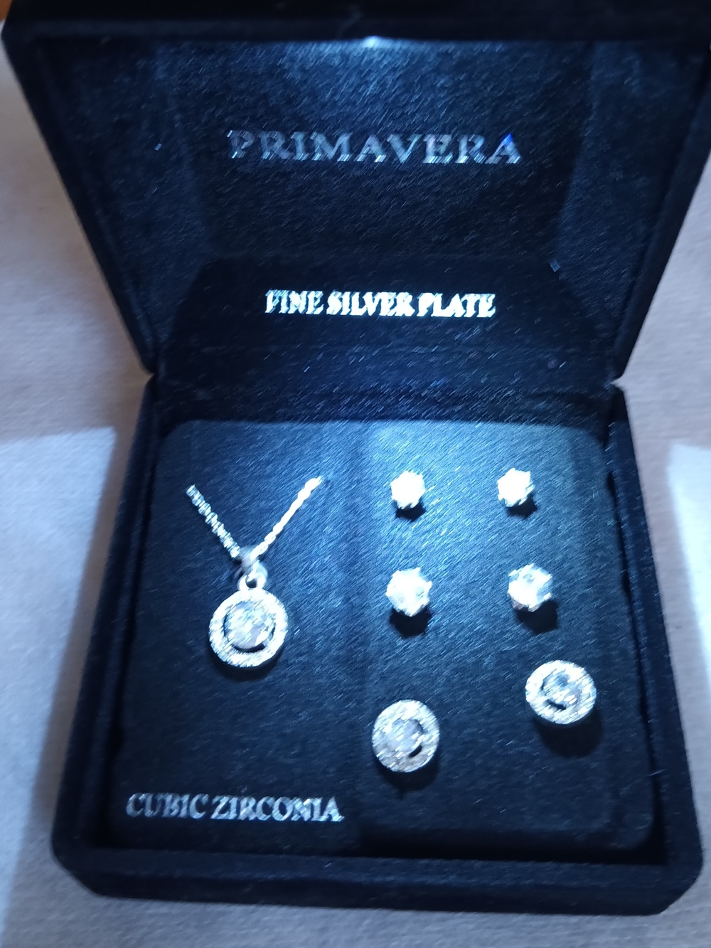 PRIMAVERA FINE SILVER PLATE NECKLACE & STUDS BOXED SET